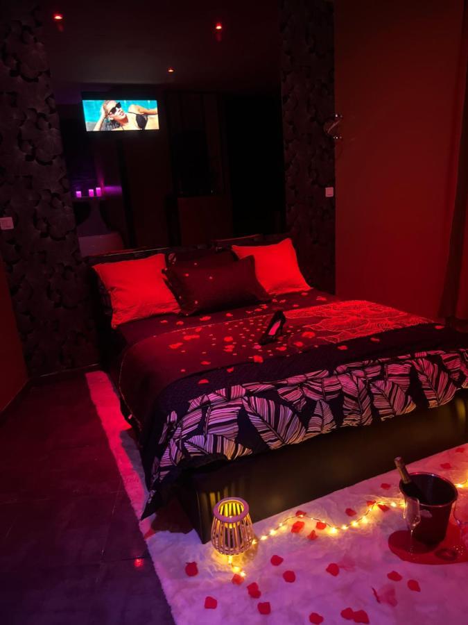 Homesparadise Loveroom Besançon Dış mekan fotoğraf