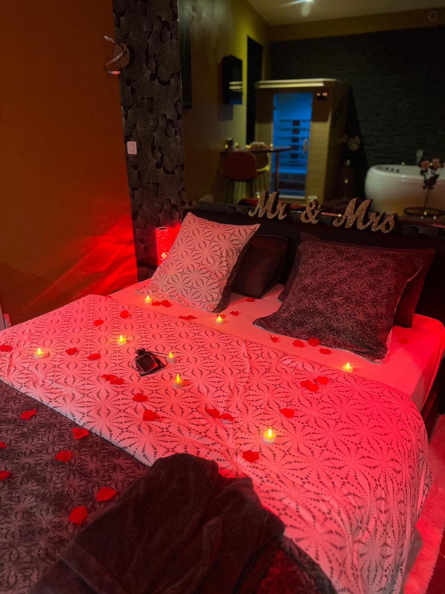 Homesparadise Loveroom Besançon Dış mekan fotoğraf